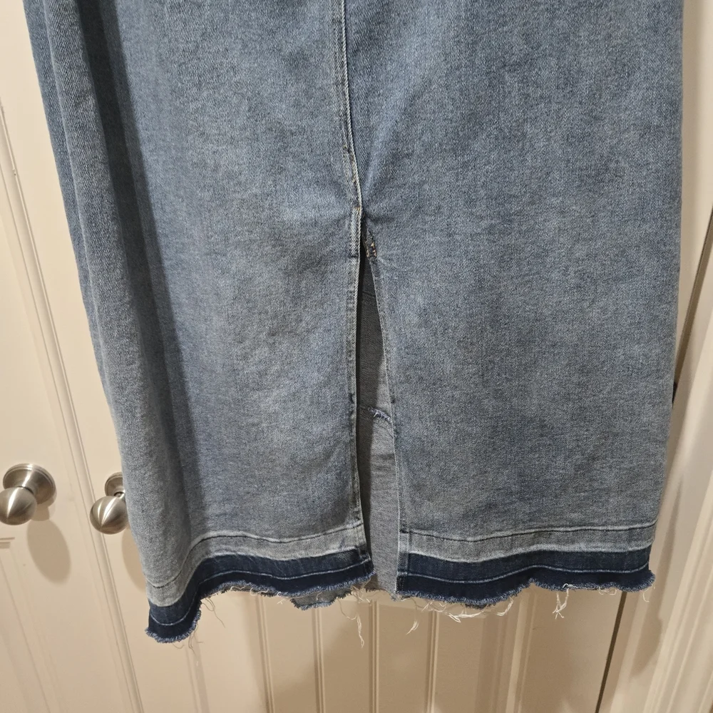 Fashion Nova Blue Maxi Denim Skirt Size XL EUC - Picture 10 of 13